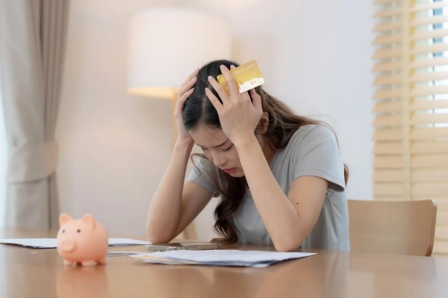 Money Dysmorphia: Masalah Keuangan yang Jarang Disadari di Zaman Sekarang!