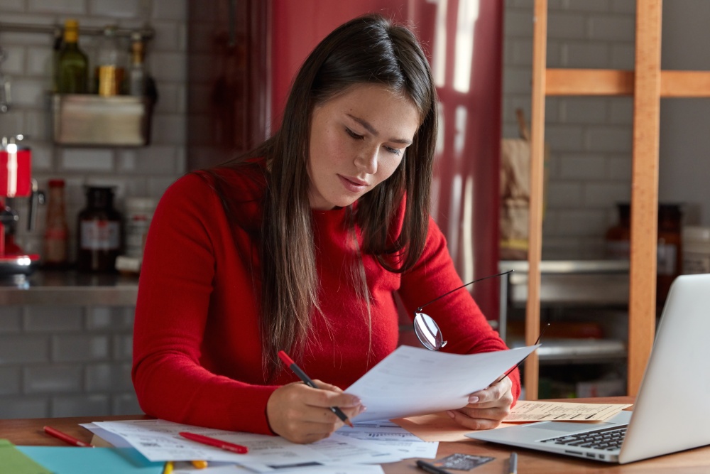 7 Langkah Cerdas Atur Keuangan di 2025, Mencapai Kebebasan Finansial dengan Mudah!